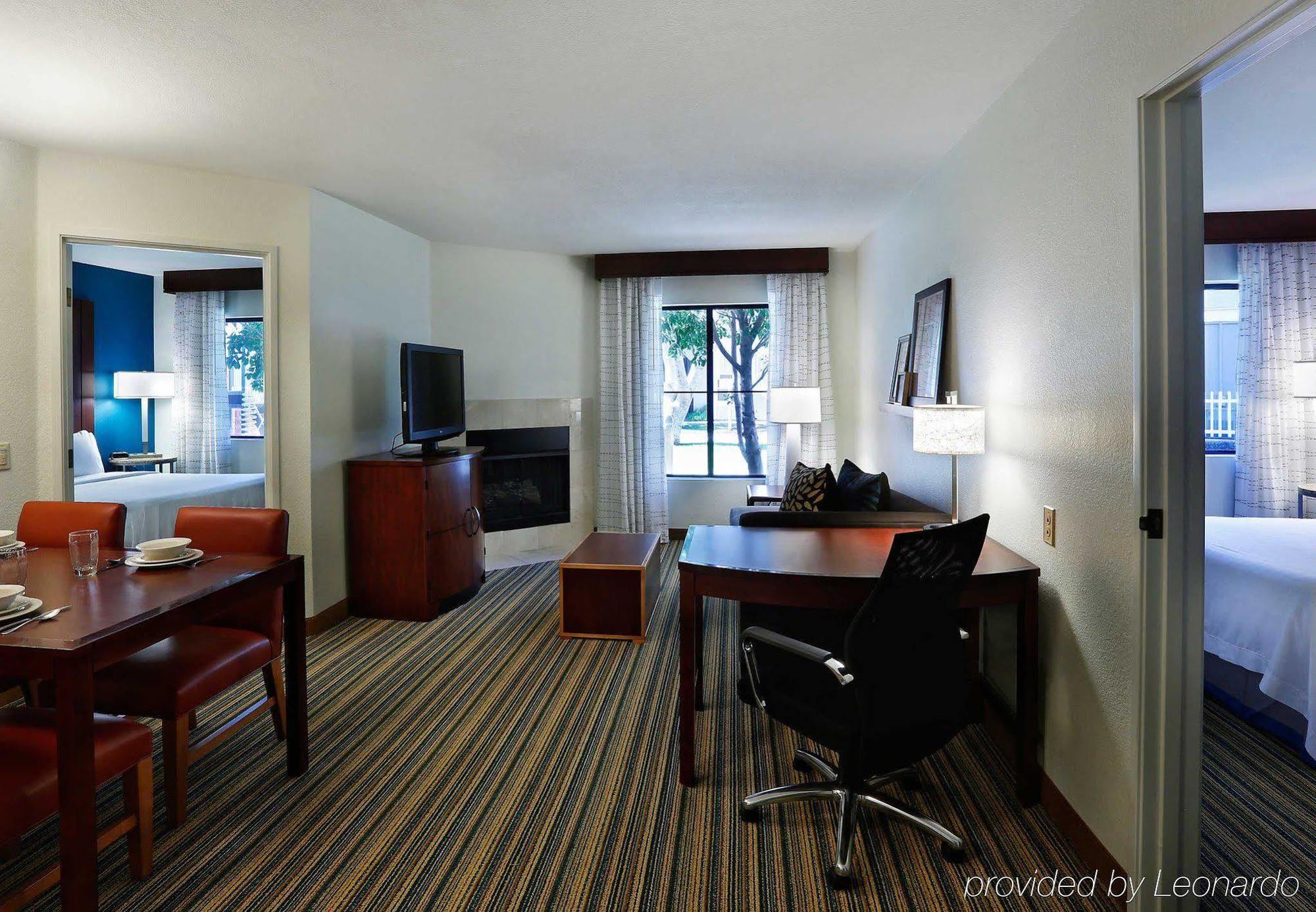 Residence Inn Phoenix Dış mekan fotoğraf